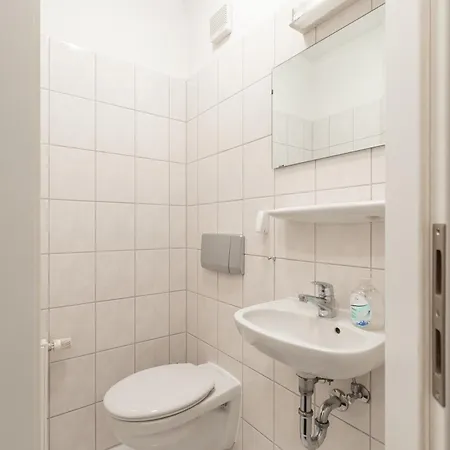 Apartment 533 