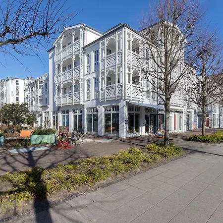 Apartment 533 